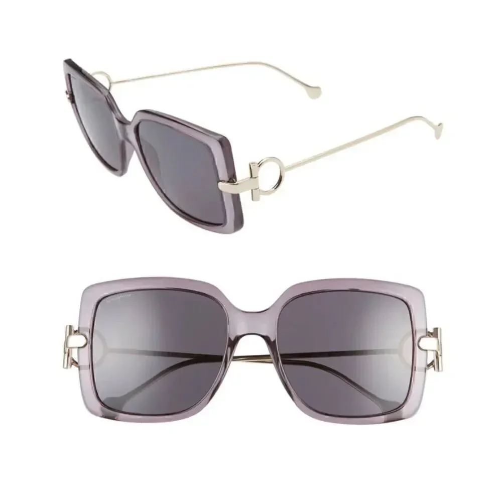 NIB FERRAGAMO Salvatore Ferragamo Gancio 55mm Square Sunglasses, Grey